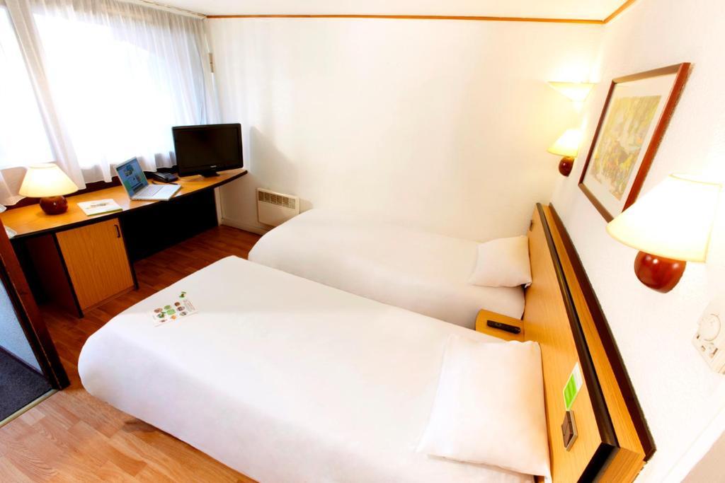 Campanile Hotel מאיין חדר תמונה
